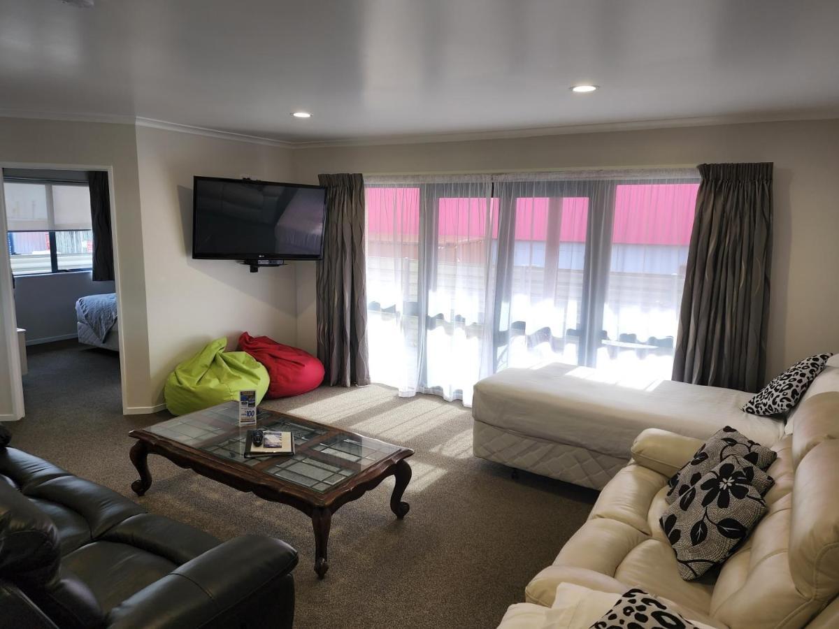 Asure Albert Park Motor Lodge Te Awamutu Esterno foto